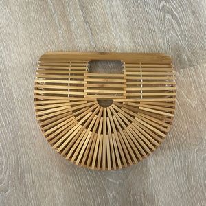 Cult Gaia style ark bag